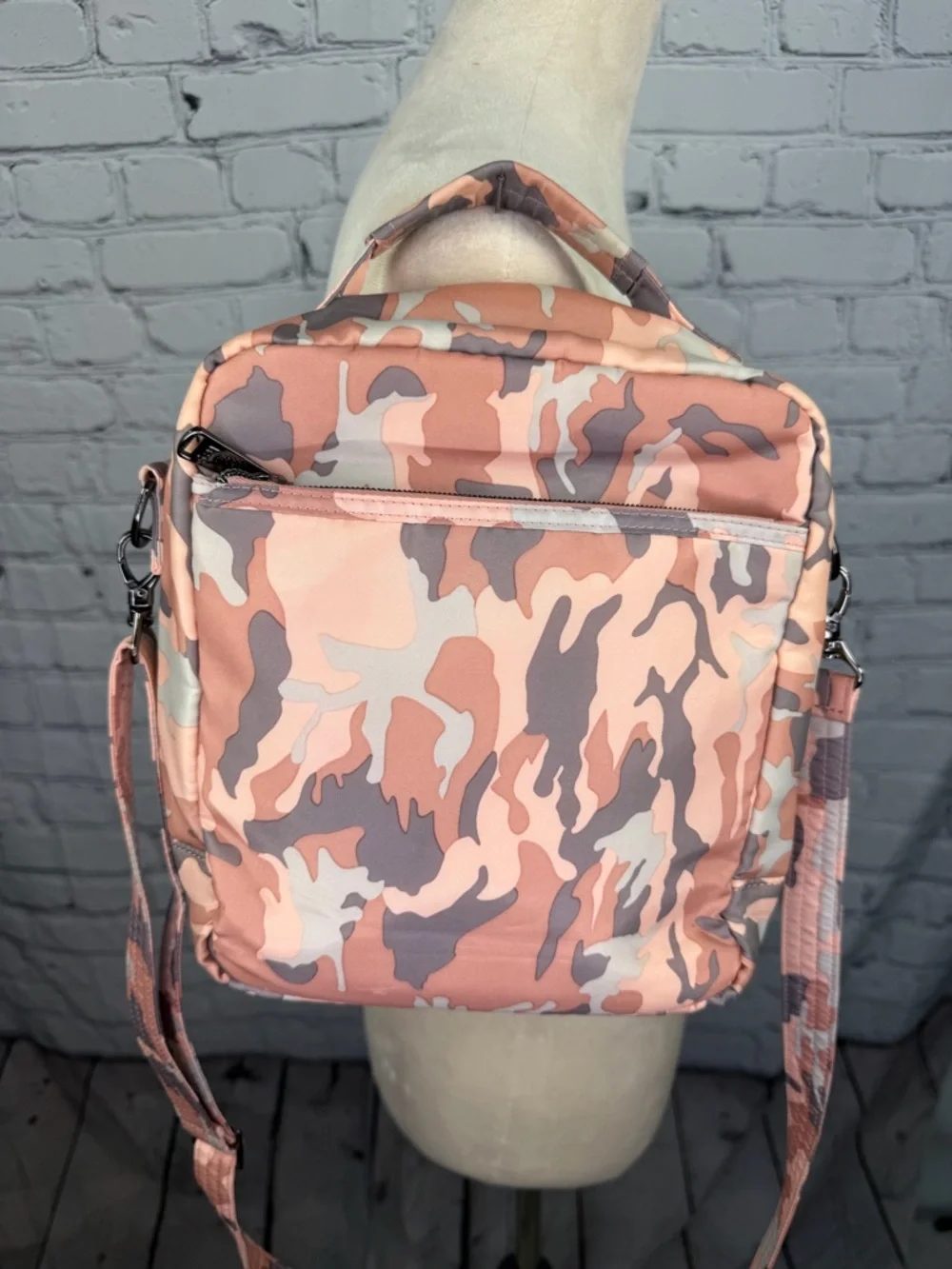 Lug Ranger 2 Crossbody Bag